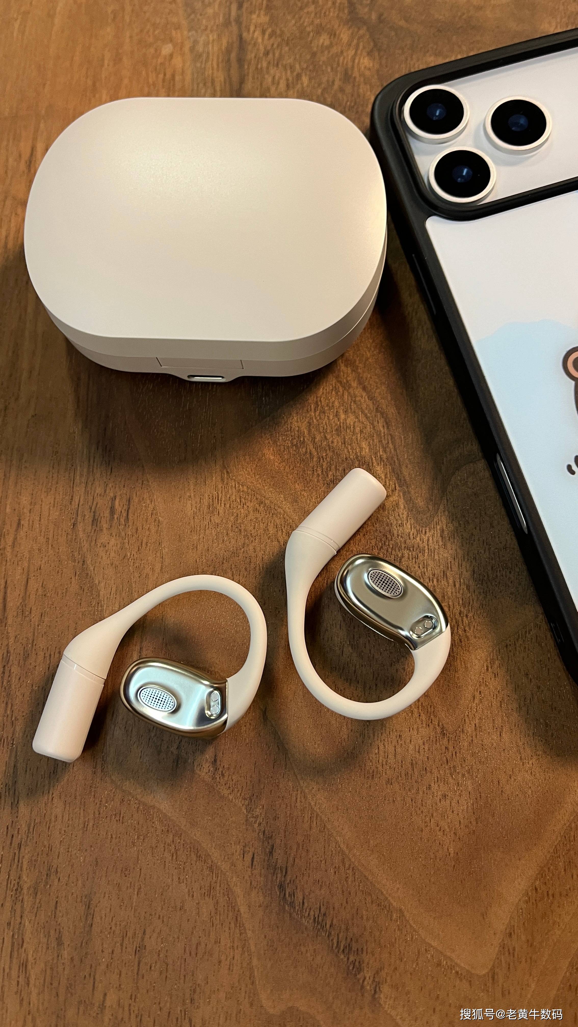 INBLIN智能翻译耳机伴您决胜第138届广交会j9九游真人游戏第一平台广交世界语通全球——BL(图10)