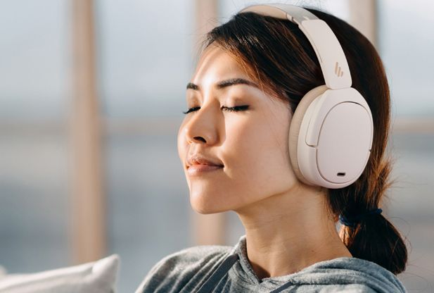 推荐：根据你的使用场景这样选不踩坑j9国际无线还是有线？头戴式耳机